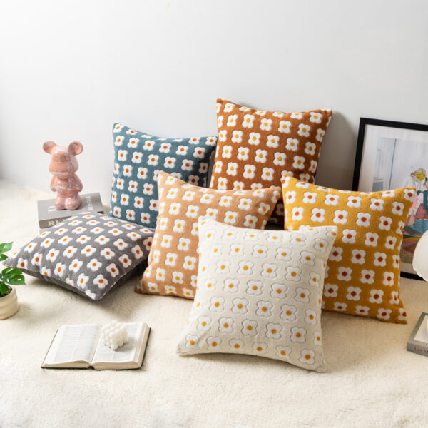 Loop Pile Four-Leaf Clover Pillow Cover