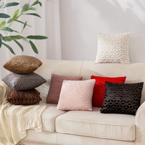 Plush Geometric Diamond-Patterned Cushion Cover