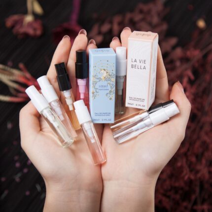 Influencer-style Same Fragrance 3ml Sample Perfume. Ladies' Perfume. Q-version Vial Perfume Samples, Wholesale. Substitutes for Big-brand Perfumes